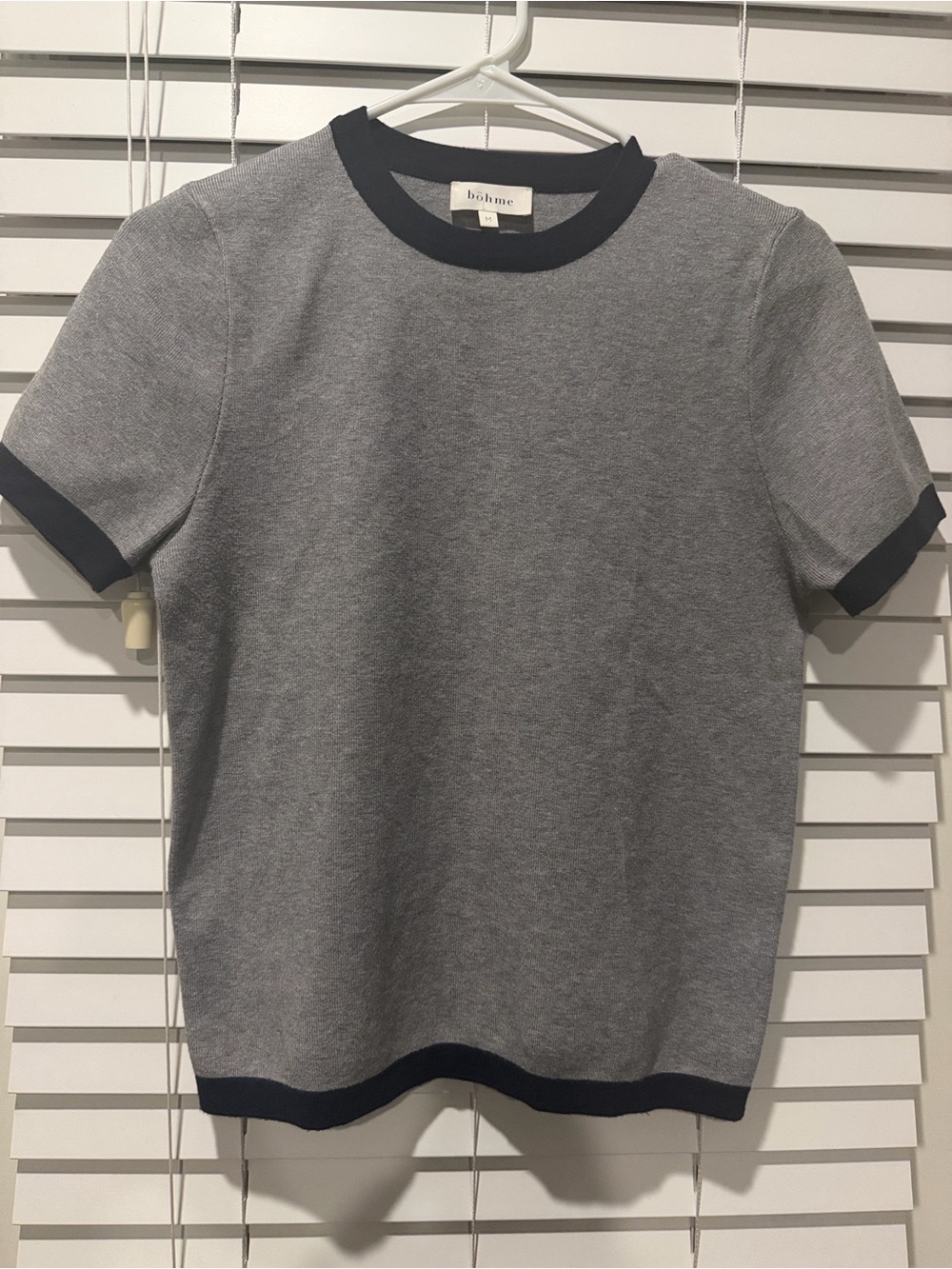 bohme Short Sleeve Knit Top - Size Medium - Heather Gray w/ Navy Trim
